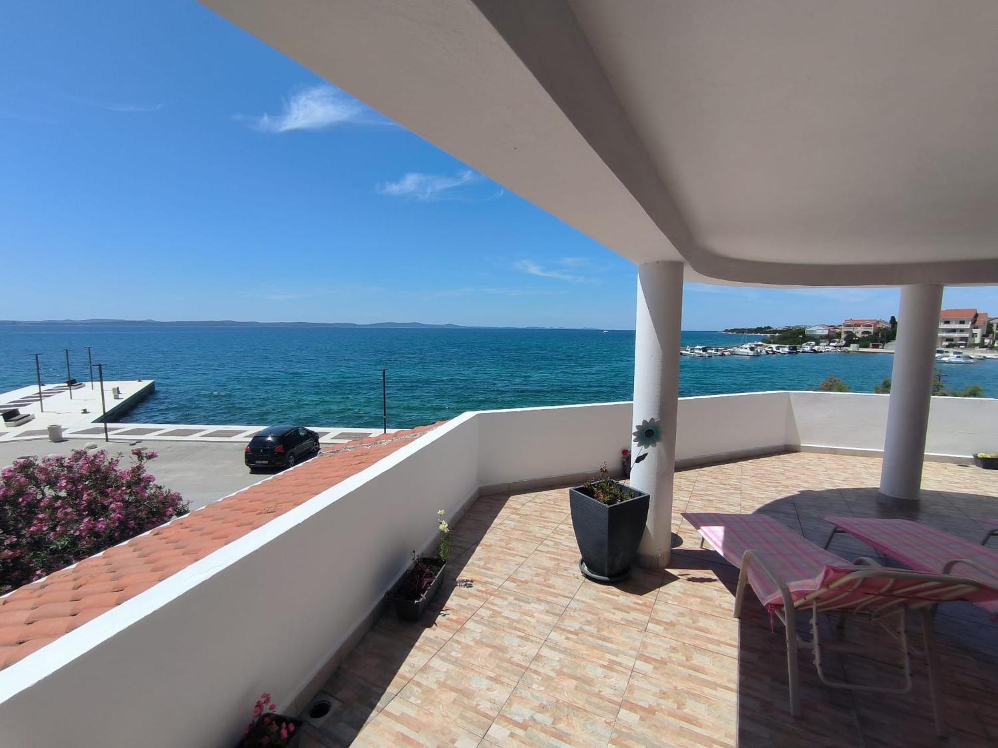 Villa Magia Sul Mare Petrcane Exteriör bild